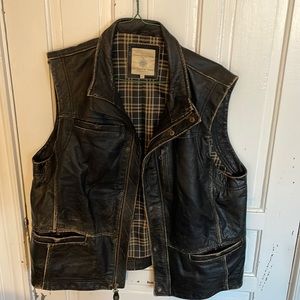 TERRITORY AHEAD XL PREMIUM LEATHER VEST